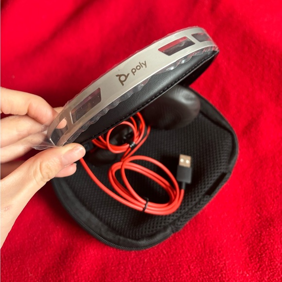 NWT Blackwire 5200 Series Headphones w Mic - Brand New, High Quality - Headset - Picture 3 of 5